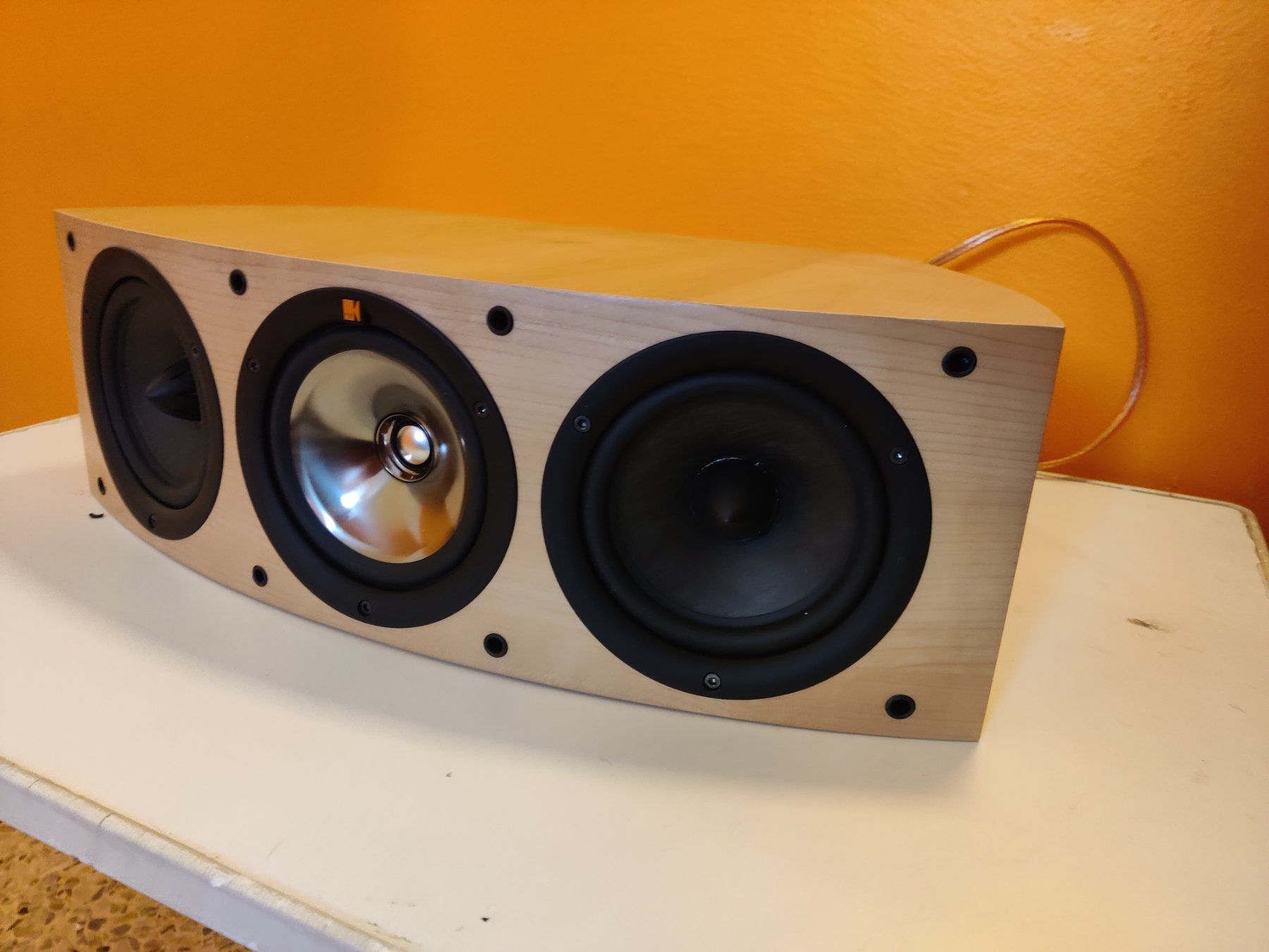 Kef Casse acustiche: KEF iQ60c Center Channel Speaker Highlights – Usato da Viganello venduto da XTECHSTOREX 2