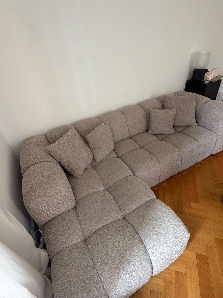 Sofas: Canapé d’angle en matière bouclette – Gebraucht aus Lausanne von niko1815 1