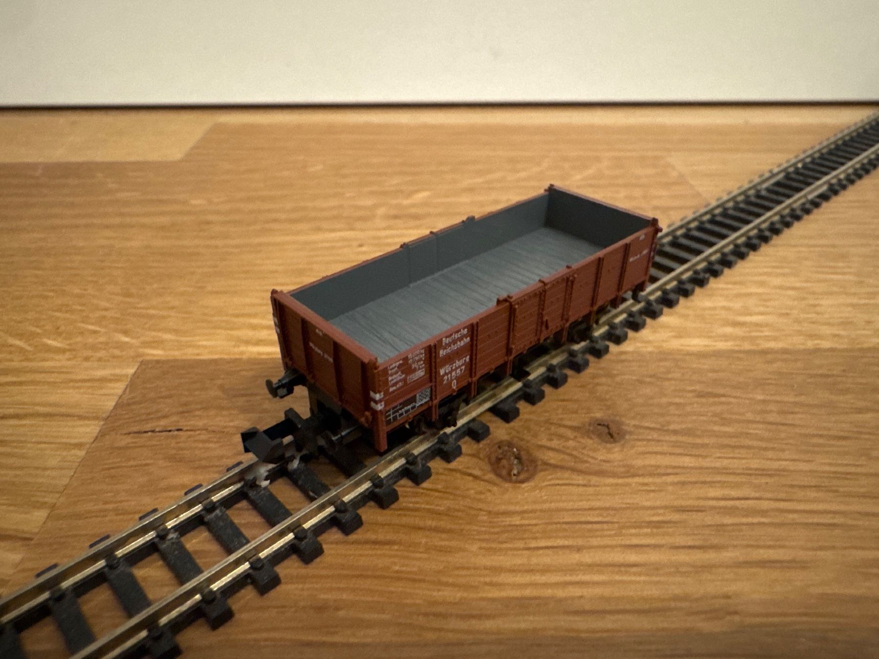 Trix Modelleisenbahnen: Minitrix 13668 Mittelbordwagen – Neu und originalverpackt aus Schlierbach von Look8 2