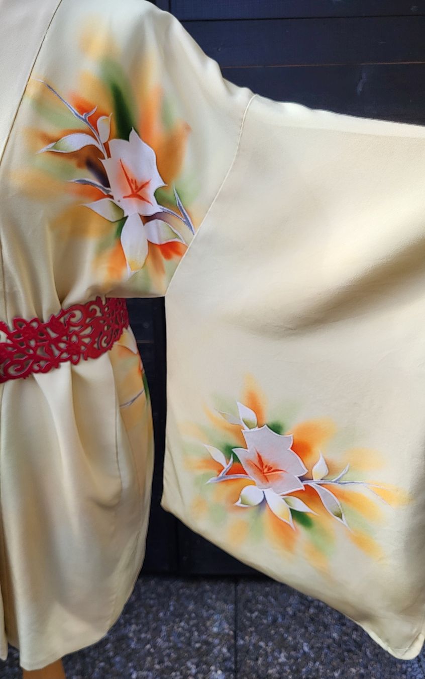 Vestes: Kimono-veste Jaune  – Neuf (Voir description) à Fribourg par VictoriaShop7 4
