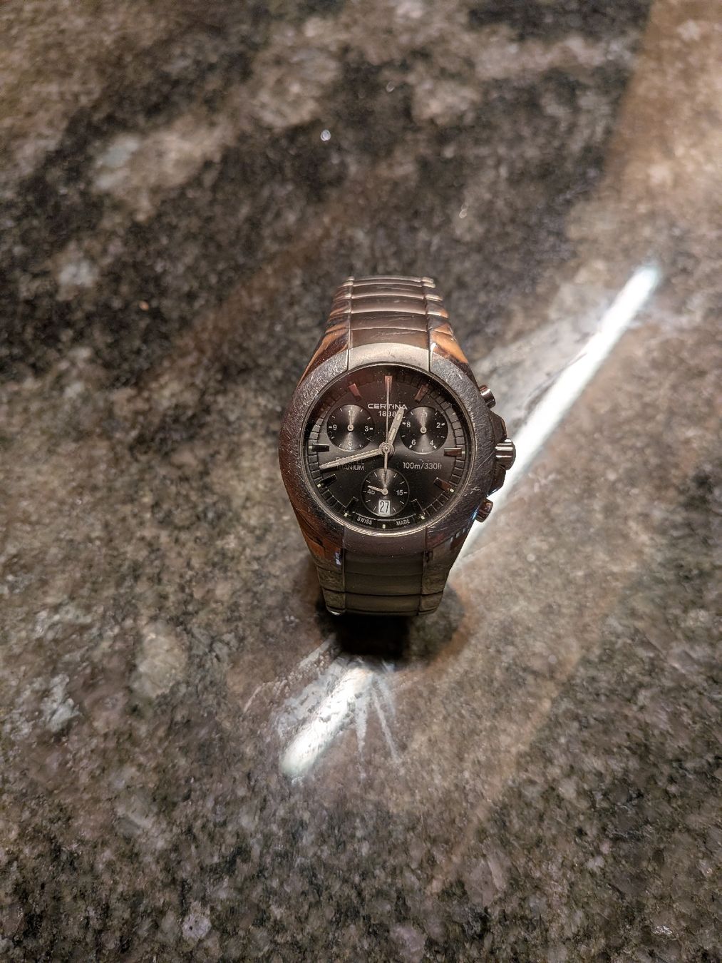 Certina Orologi: Certina Chronograph Titanium Herrenuhr – Usato da Diessenhofen venduto da riekekat 3