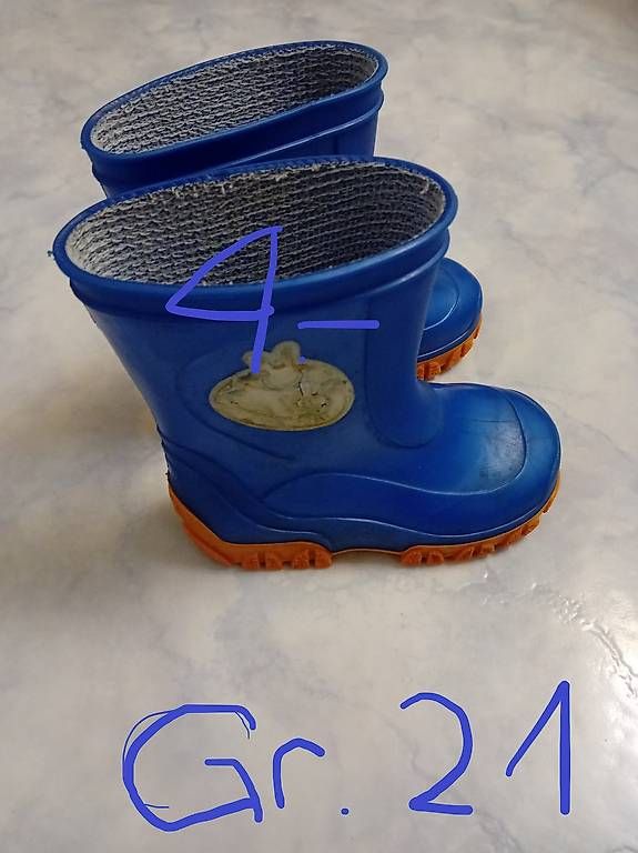 Scarpe per ragazzi: Kleinkinderschuhe Gr.20, 21, 22, 23, 24 – Usato da Gonten venduto da juliainauen 1