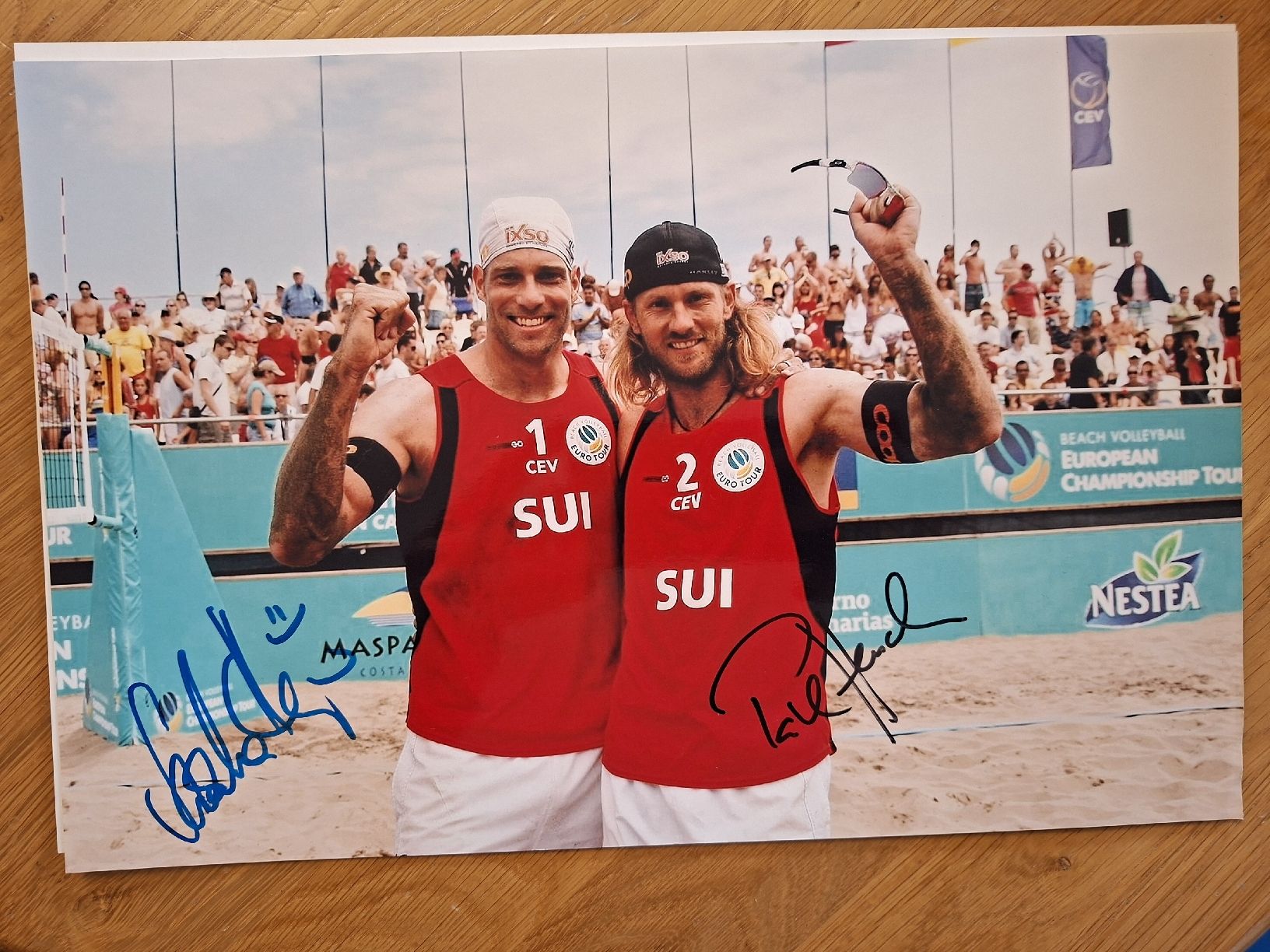 Autografi: Sascha Heyer & Patrick Heuscher Beachvolleyball A4 Autogramm – Usato da Thun venduto da wuschu