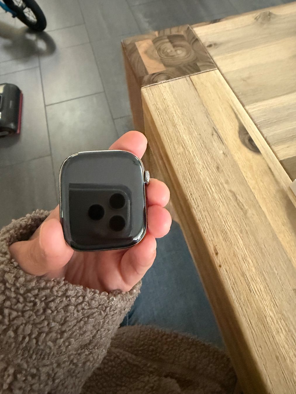 Apple Smartwatch: Apple Watch Series 11 46 mm, 5G Titan, ink. div.. Armbänder – Nuovo (secondo la descrizione) da Pfaffnau venduto da Sternli86