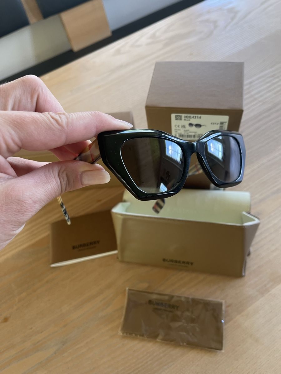 Burberry Brillen & Gläser: Burberry Sonnenbrille schwarz – Gebraucht aus Appenzell Steinegg von Ovianis 4