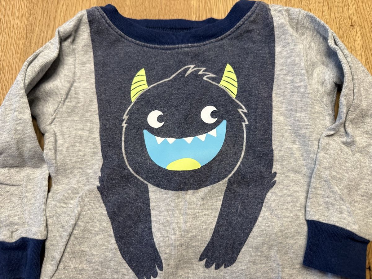 Carter's Pigiama & Simili: Pyjama Monster von Carters Grösse 18M – Usato da Goldswil venduto da Fisel 2