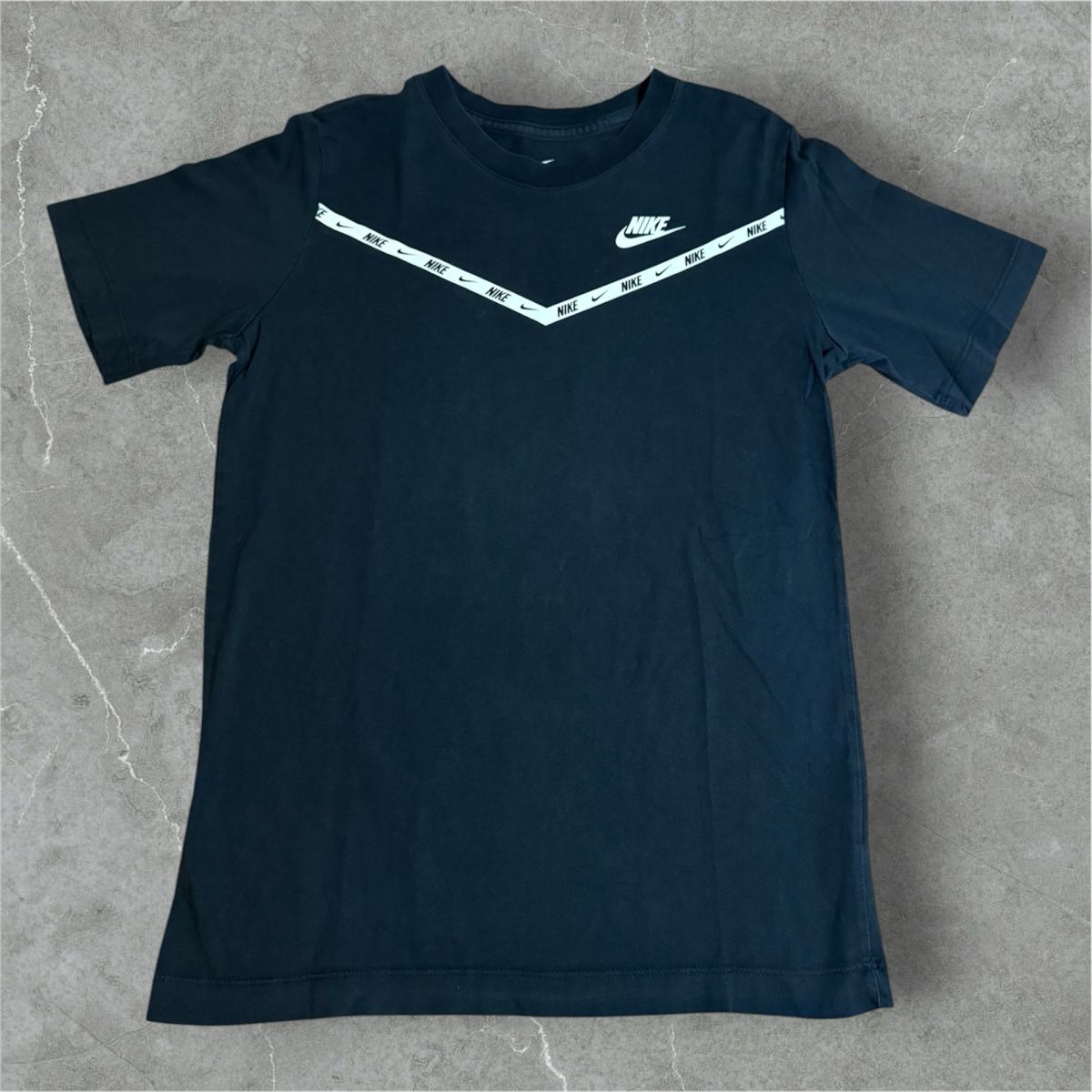Nike T-Shirts: T-shirt Nike – Neu (gemäss Beschreibung) aus Châtel-St-Denis von Montclair_Swiss 1