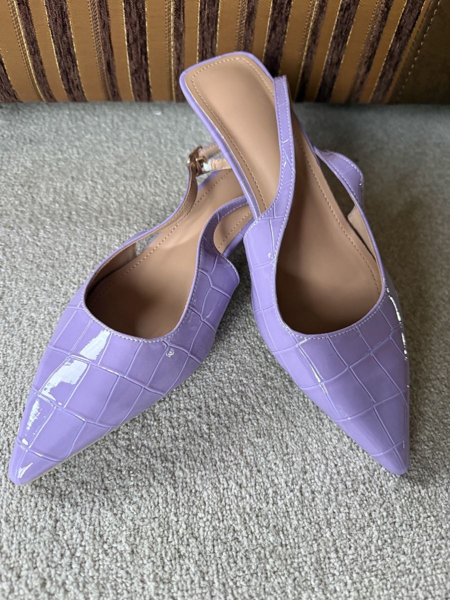 Scarpe da donna: Pumps, neu, lila, 38 – Nuovo (secondo la descrizione) da Zollikon venduto da into-the-west