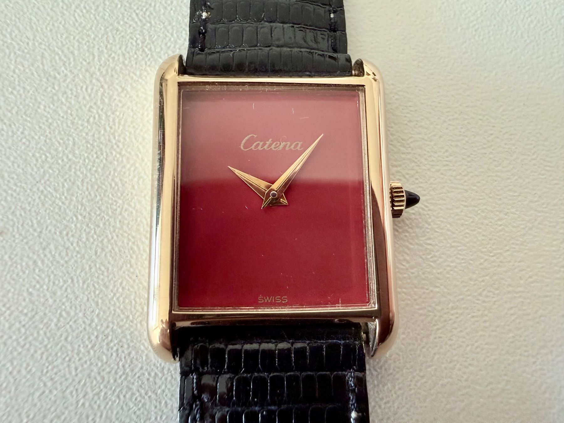 Orologi: CATENA "Tank" type, MEDIUM, Plaqué or, Mechanical, Swiss – Nuovo e nell'imballaggio originale da Le Mont-sur-Lausanne venduto da LycaGallery 1