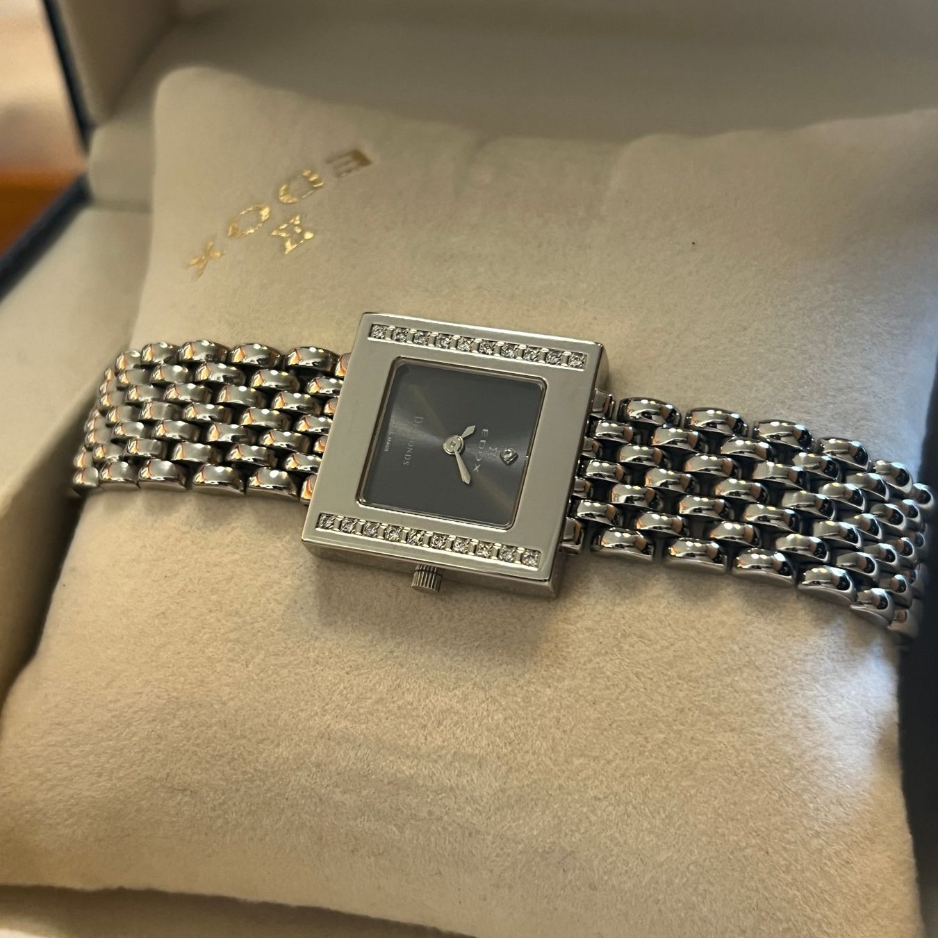 Edox Orologi: Edox Lady Diamond Set Bezel Full Set – Usato da Carouge GE venduto da Watchaser 6