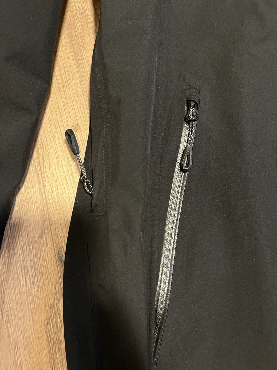Mammut Jacken: Mammut Crater HS Gore Tex Jacket – Gebraucht aus Dallenwil von MuchsFichi 1