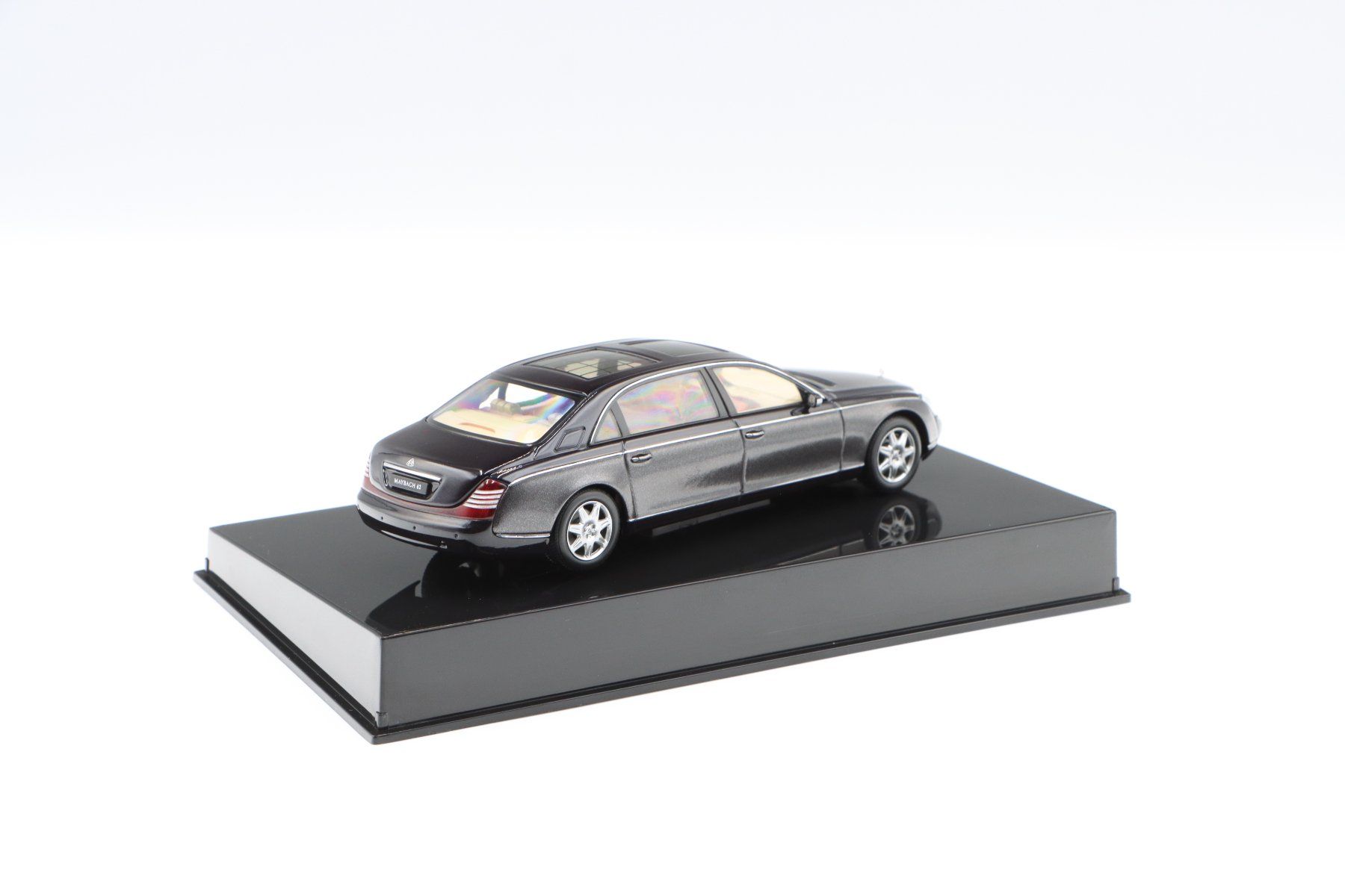 Modellautos: Maybach 62 2004 1:43 AutoArt – Gebraucht aus Bühl b.Aarberg von modelldiecast 6