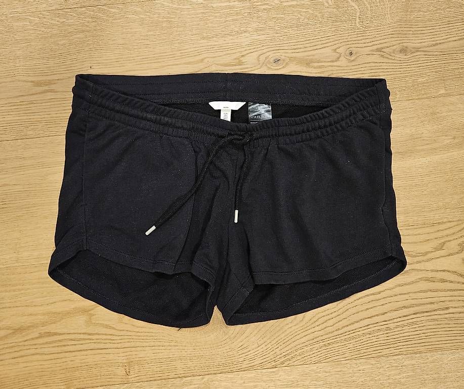 Hosen: Kurze Schwangerschaftshose Gr. L – Gebraucht aus Götighofen von nanita85