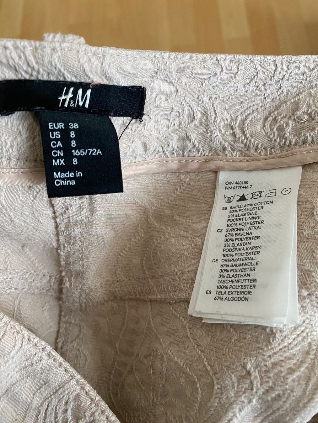 H&M Pantaloni: Hose beige Gr 38 – Usato da Zürich venduto da Herbion1 4