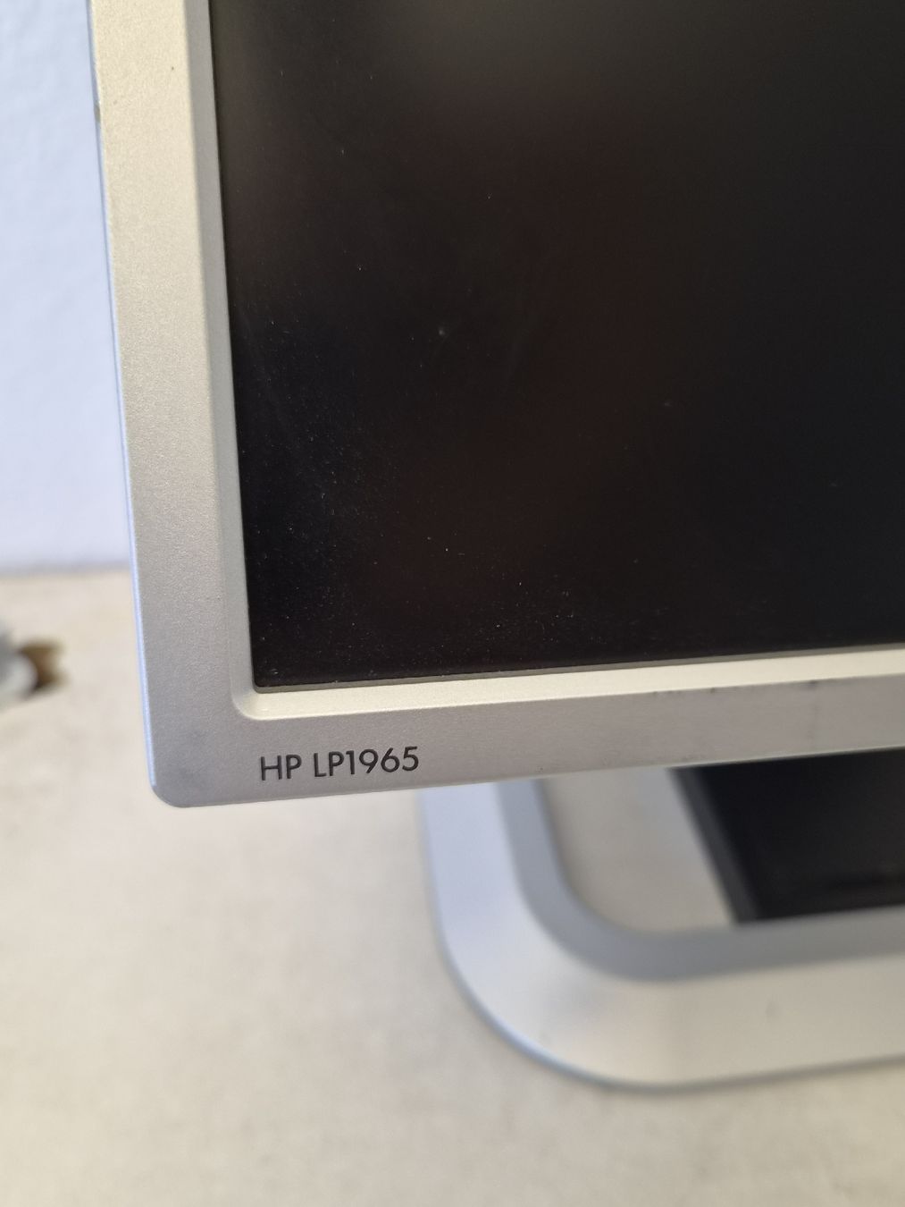 Monitore: HP LP1965 19" Monitor  – Gebraucht aus SCHAFFHAUSEN von Atami99 1