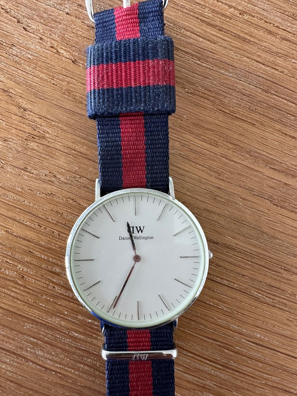 Daniel Wellington Orologi: Daniel Wellington Armbanduhr – Usato da Zofingen venduto da ALUMO