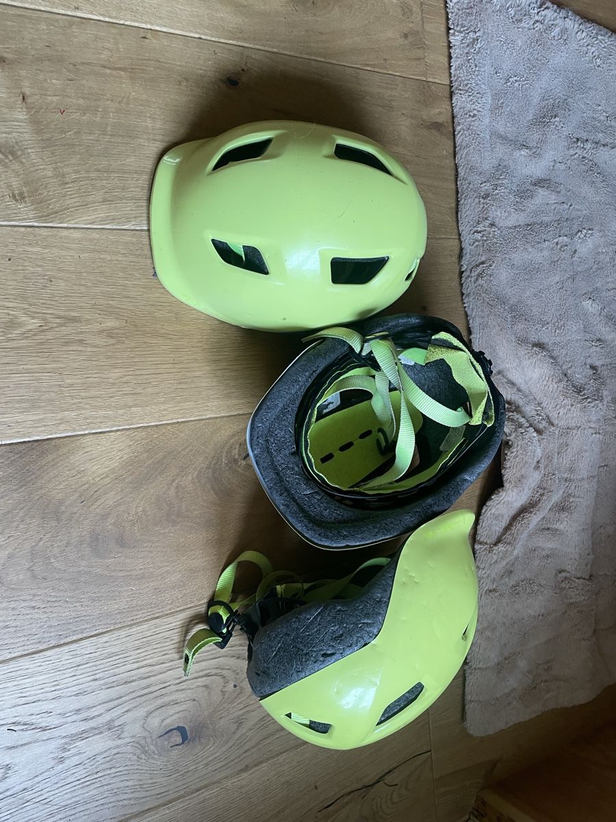 Decathlon Caschi: 3x casque vélo KH500 fluo 48-52cm – Usato da Erde venduto da tac_75wp 2