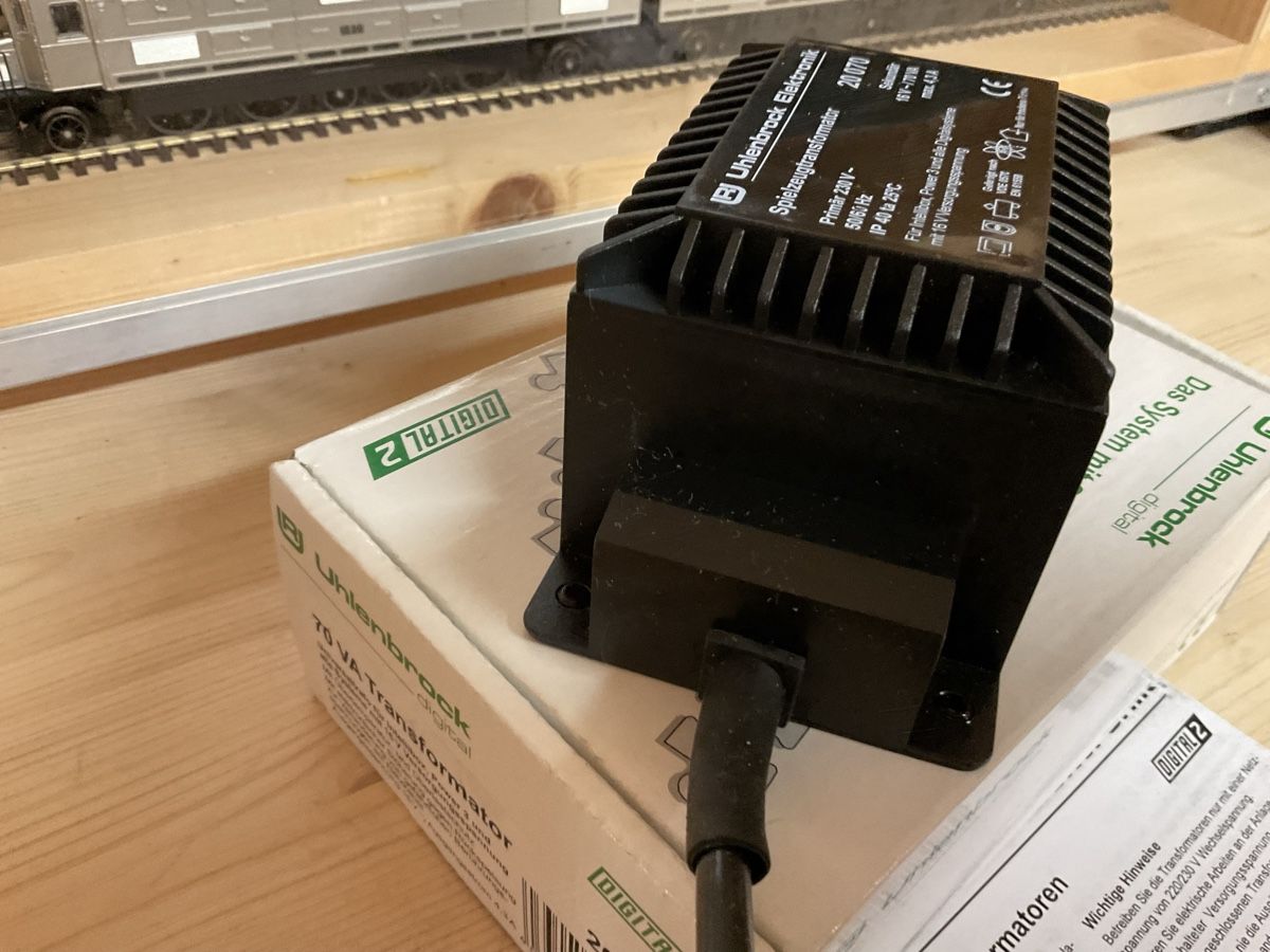 Uhlenbrock Modellini di ferrovie: Digital Trafo  – Nuovo (secondo la descrizione) da Wald ZH venduto da Sbbemilio 3