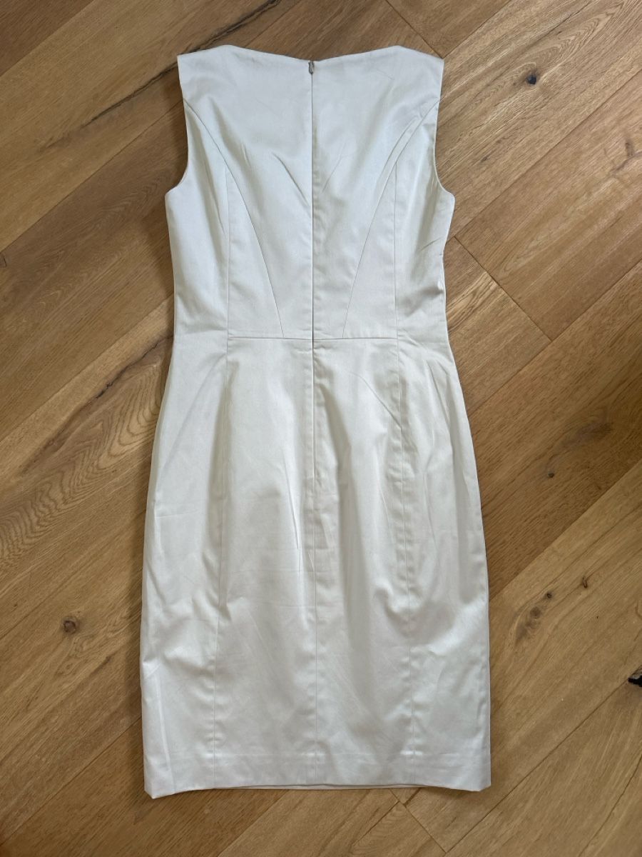 Hugo Boss Kleider: Robe HUGO BOSS beige taille 38 FR  – Gebraucht aus Commugny von rus_my8v 3