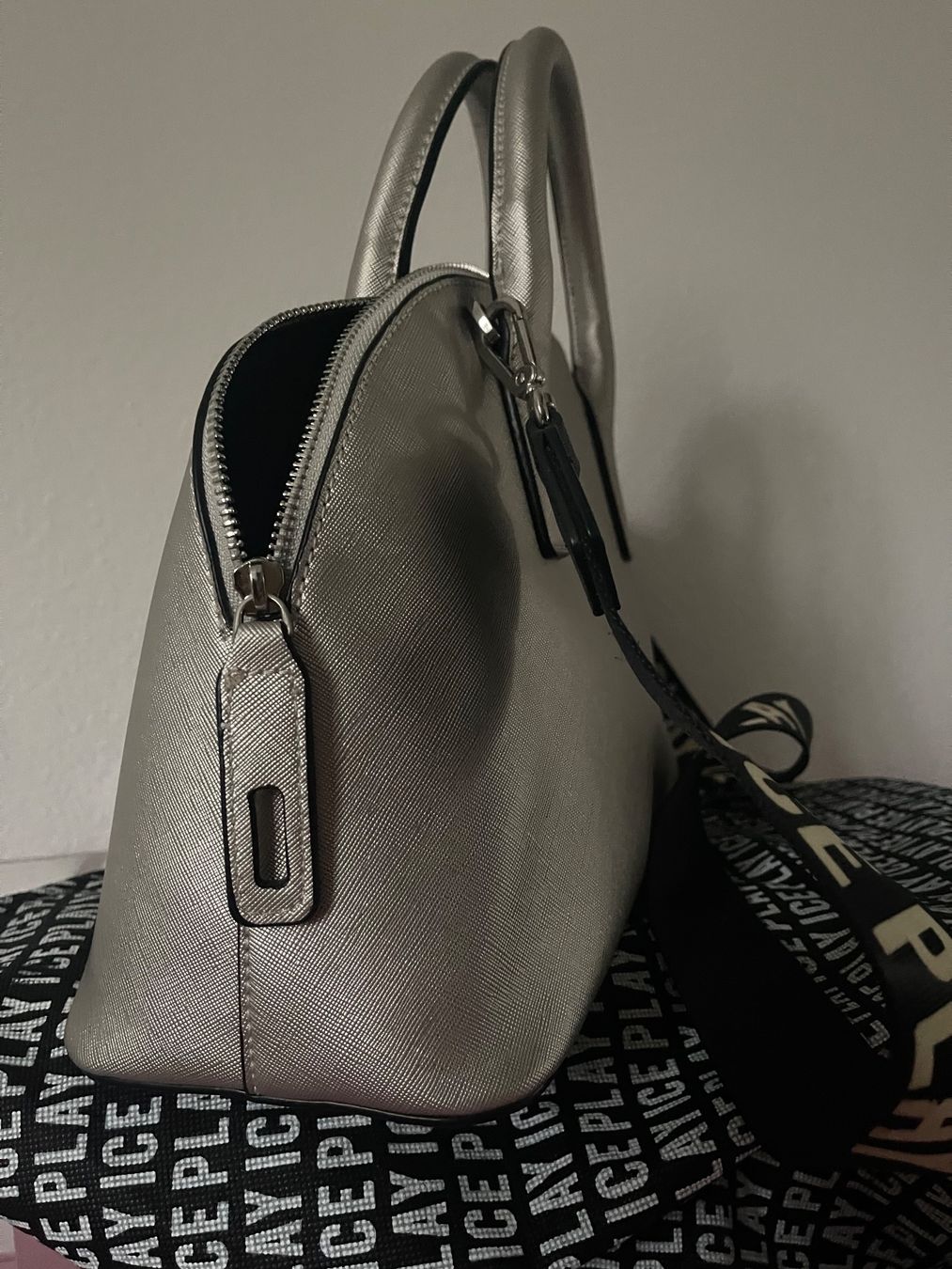 Taschen für Damen: ICE PlAY Tasche – Neu (gemäss Beschreibung) aus Hinterkappelen von simona67 3