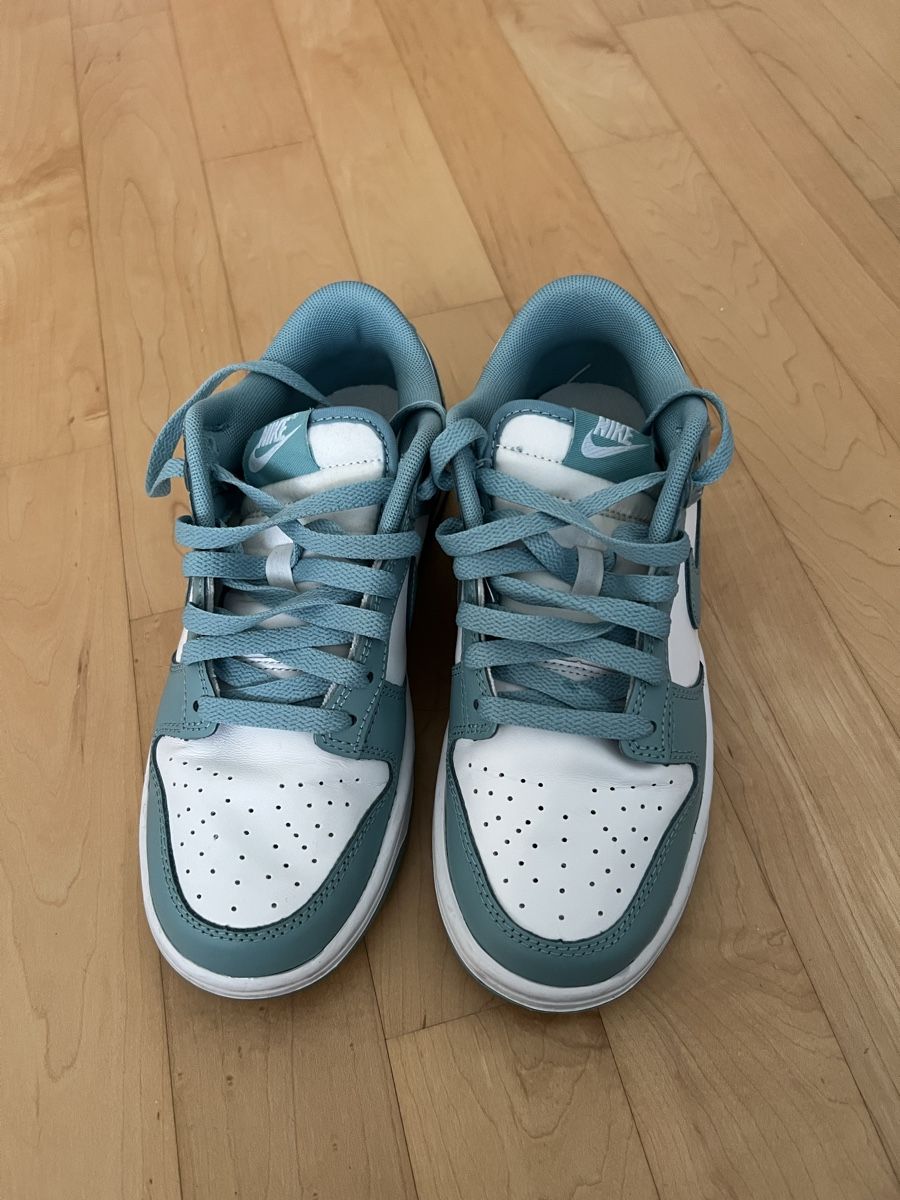 Nike Scarpe da uomo: Nike Dunk Low Sneaker Türkis weiss – Usato da Richterswil venduto da raf_9dxc