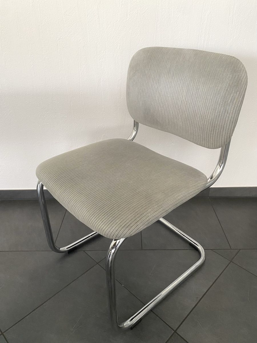 Chaises: Design Freischwinger Stühle Chairs – D'occasion à Olten par sportwelt 5