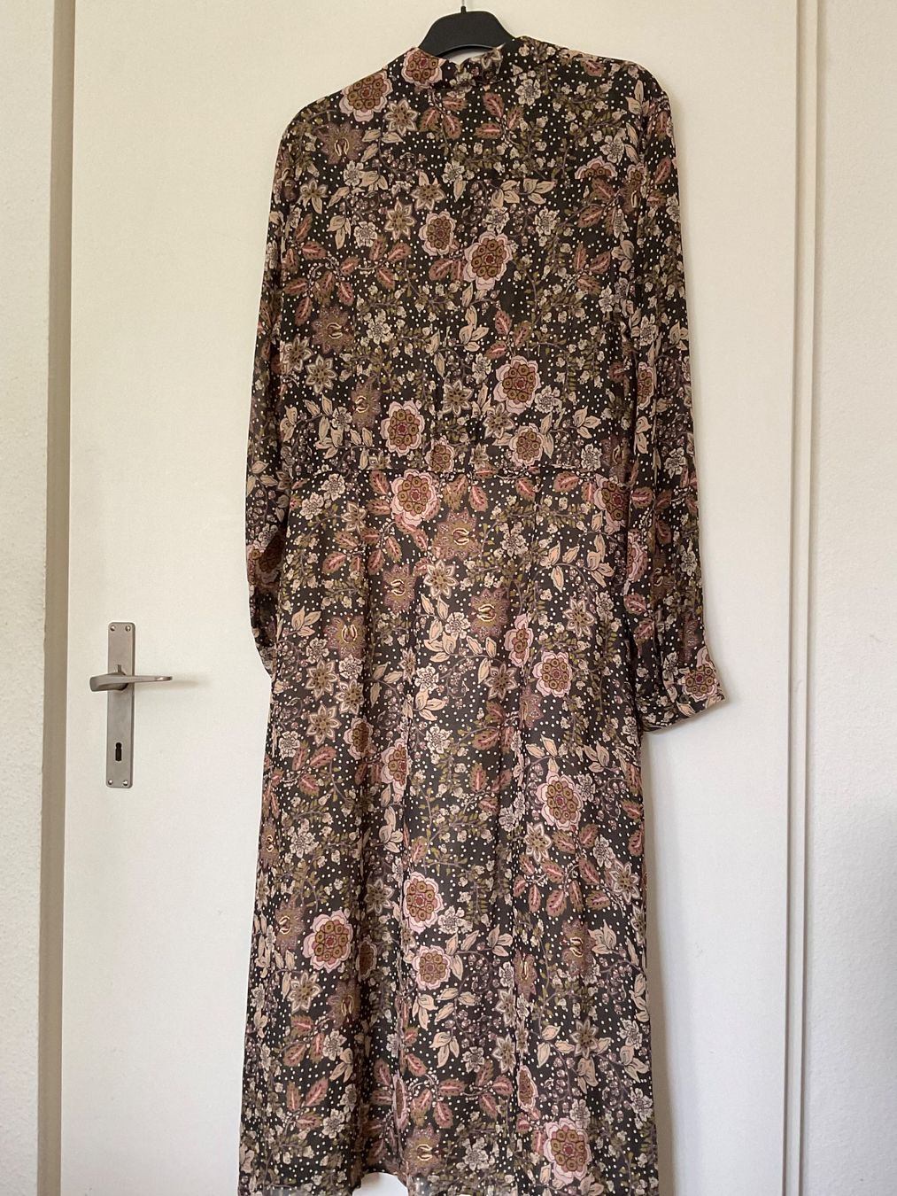 Cinque Kleider: CINQUE Midi Kleid Gr 38 braun mit Taschen – Gebraucht aus Urdorf von alda02 4