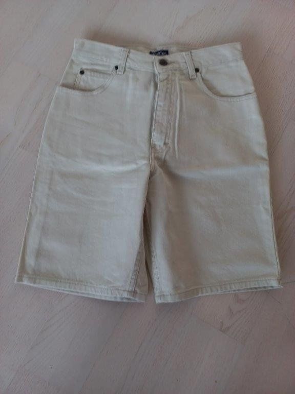 Pantaloni: Honors Shorts US Grösse 30 – Usato da Pfäffikon / ZH venduto da Pefkadett