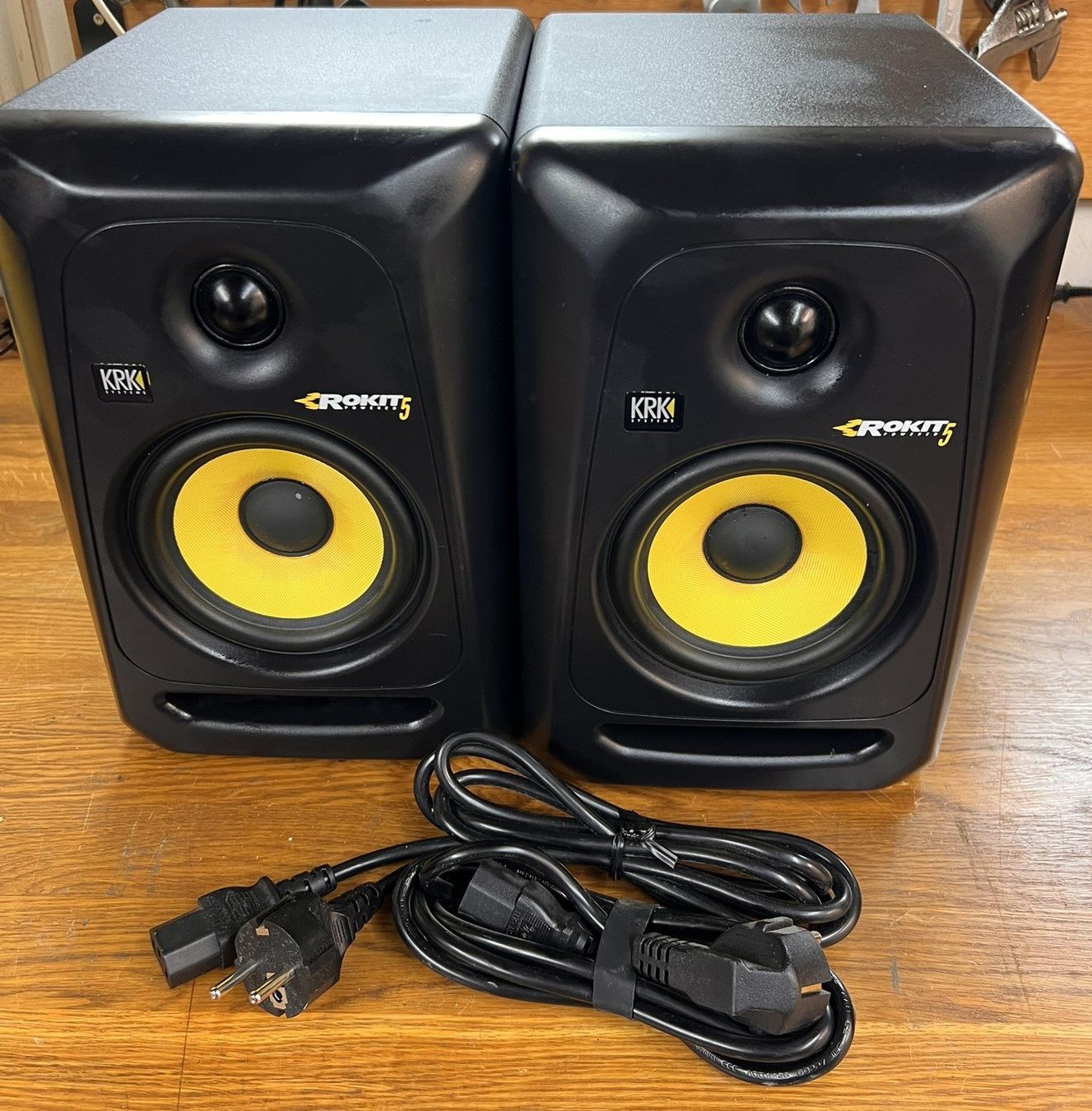 KRK Casse acustiche: Rokit KRK Powered 5 Lautsprecher Set – Usato da Amriswil venduto da BelaFarinRod