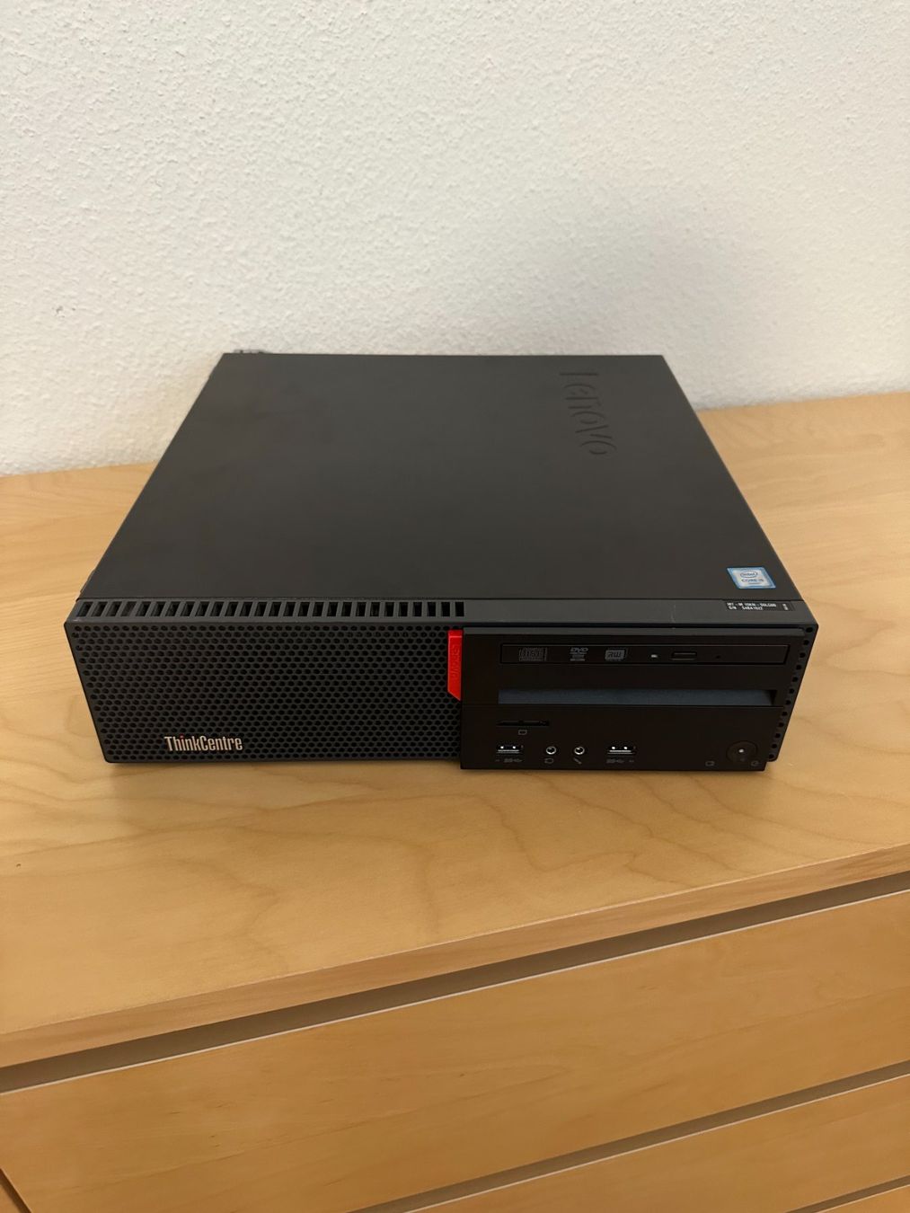 Lenovo PCs: Lenovo ThinkCentre M700 – i5 PC mit Windows – Gebraucht aus Wädenswil von mat_6qd8 1