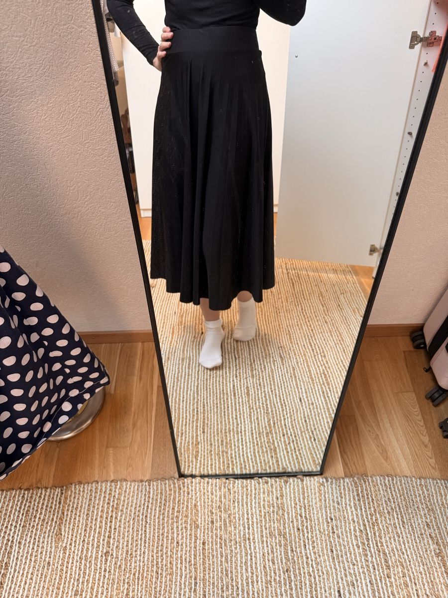 Esprit Gonne: Pleated skirt  – Usato da Blonay venduto da ana_cfz5