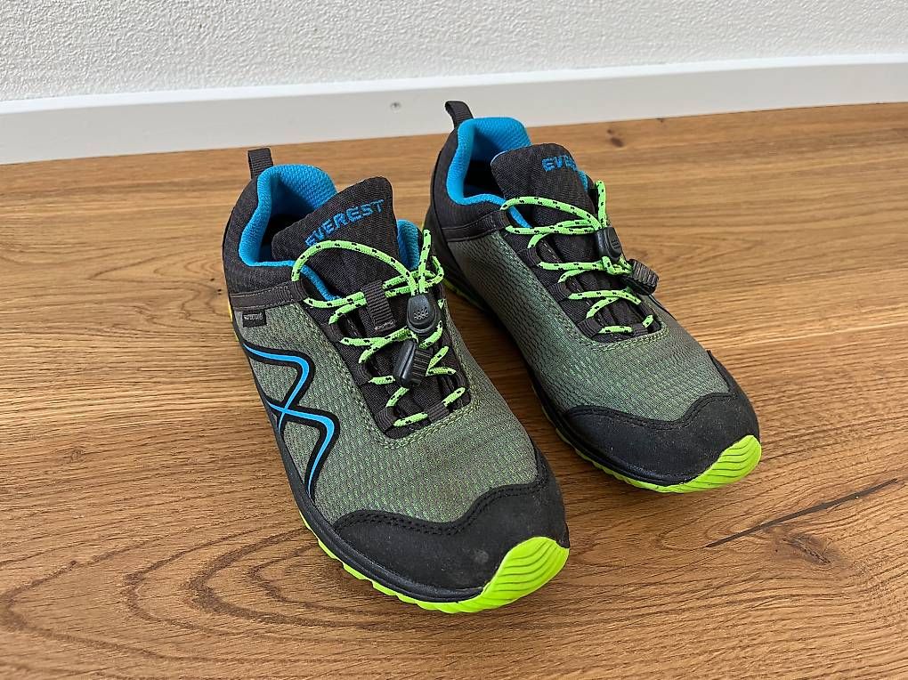Schuhe für Jungen: Everest Trekkingschuhe - Grösse 35 – Gebraucht aus Jona von sabi9