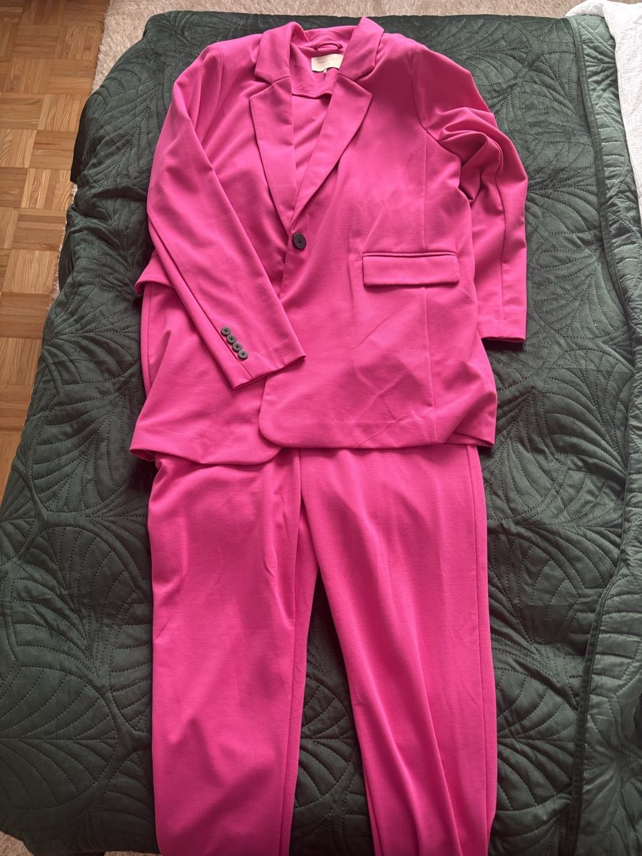 Completi & Tailleur: ANZUG FREE/QUENT BARBIEPINK – Nuovo (secondo la descrizione) da Frauenfeld venduto da myl_msh9 2