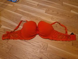 Orange-roter Push-Up BH, Grösse 85E, mit Spitze und Bügel