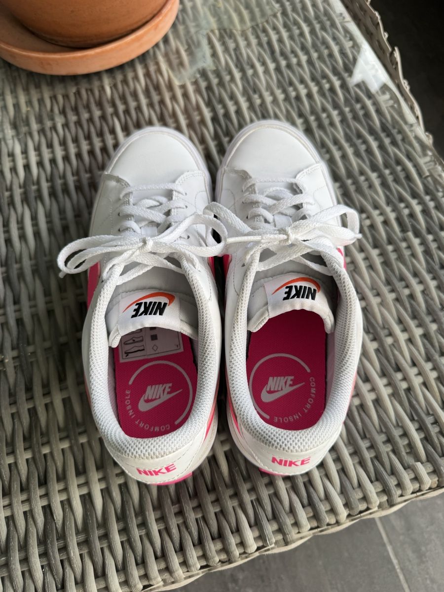 Nike Scarpe per ragazze: Nike Turnschuhe weiss pink Grösse 38 – Nuovo (secondo la descrizione) da Olten venduto da bir_k96n 3