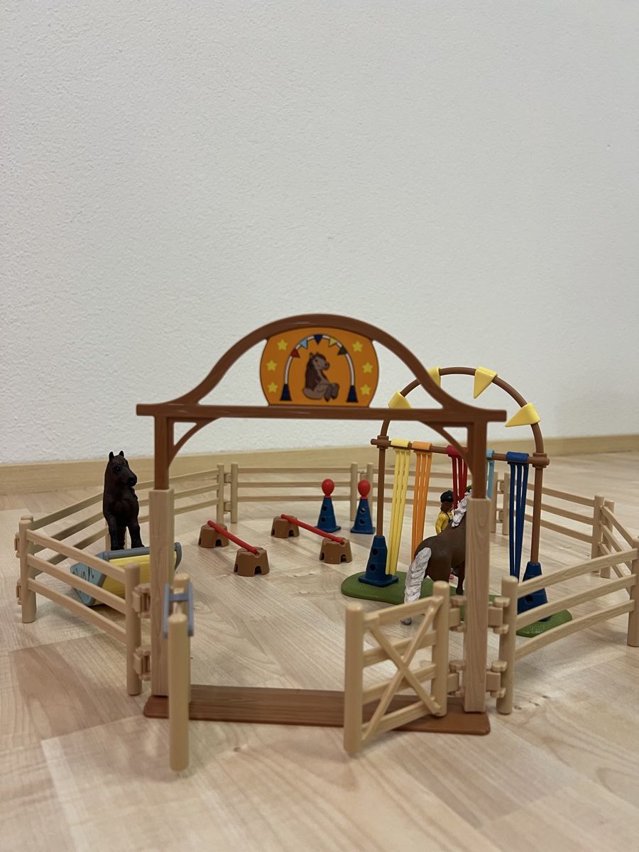 Schleich Jouets: SCHLEICH 42481 Pony Agility Training – D'occasion à Kilchberg ZH par ideferrari 2