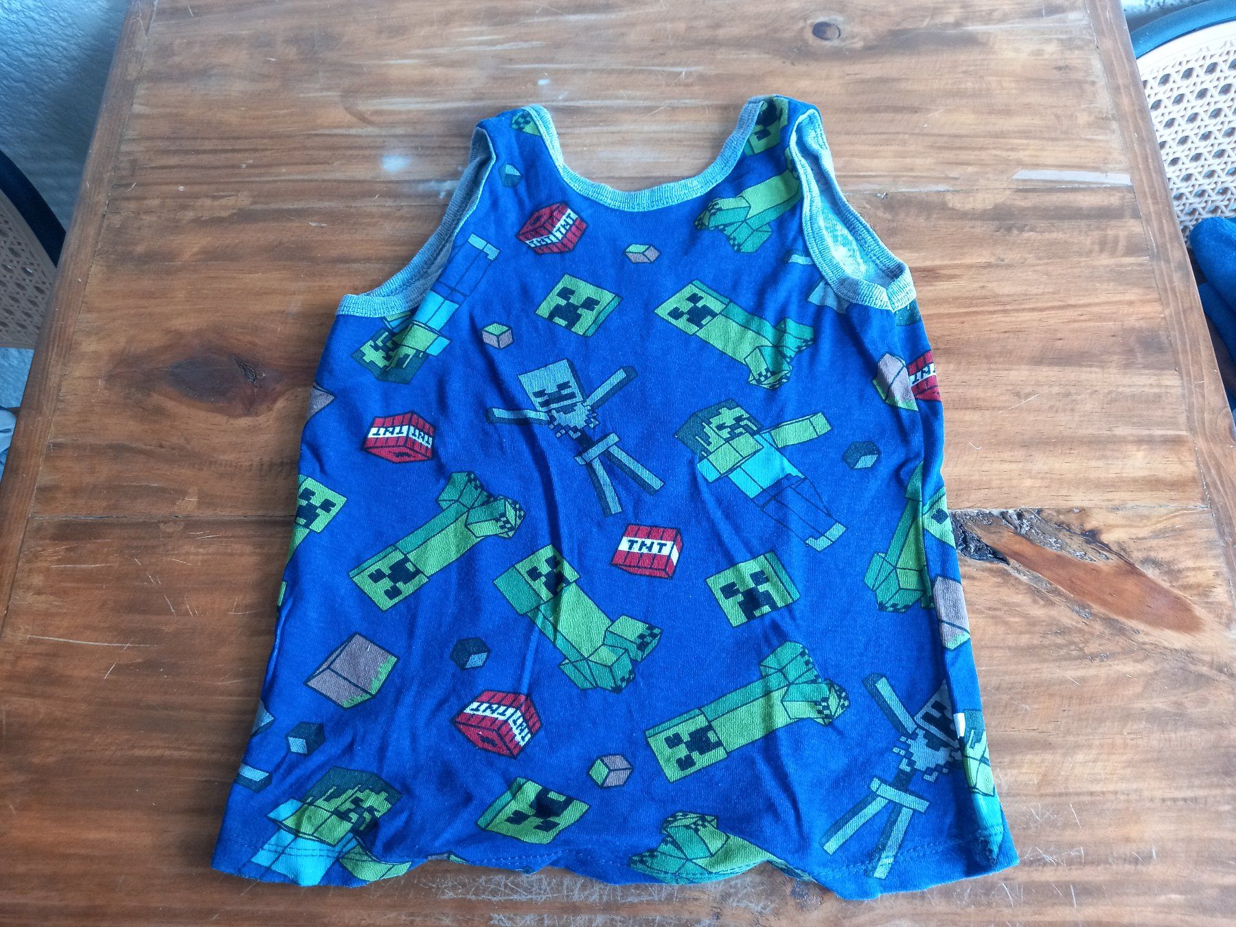 Camicie, T-shirt & Polo: Débardeur enfant Minecraft bleu taille 4 ans – Usato da Lausanne venduto da KUNKI-DESTOCK 1