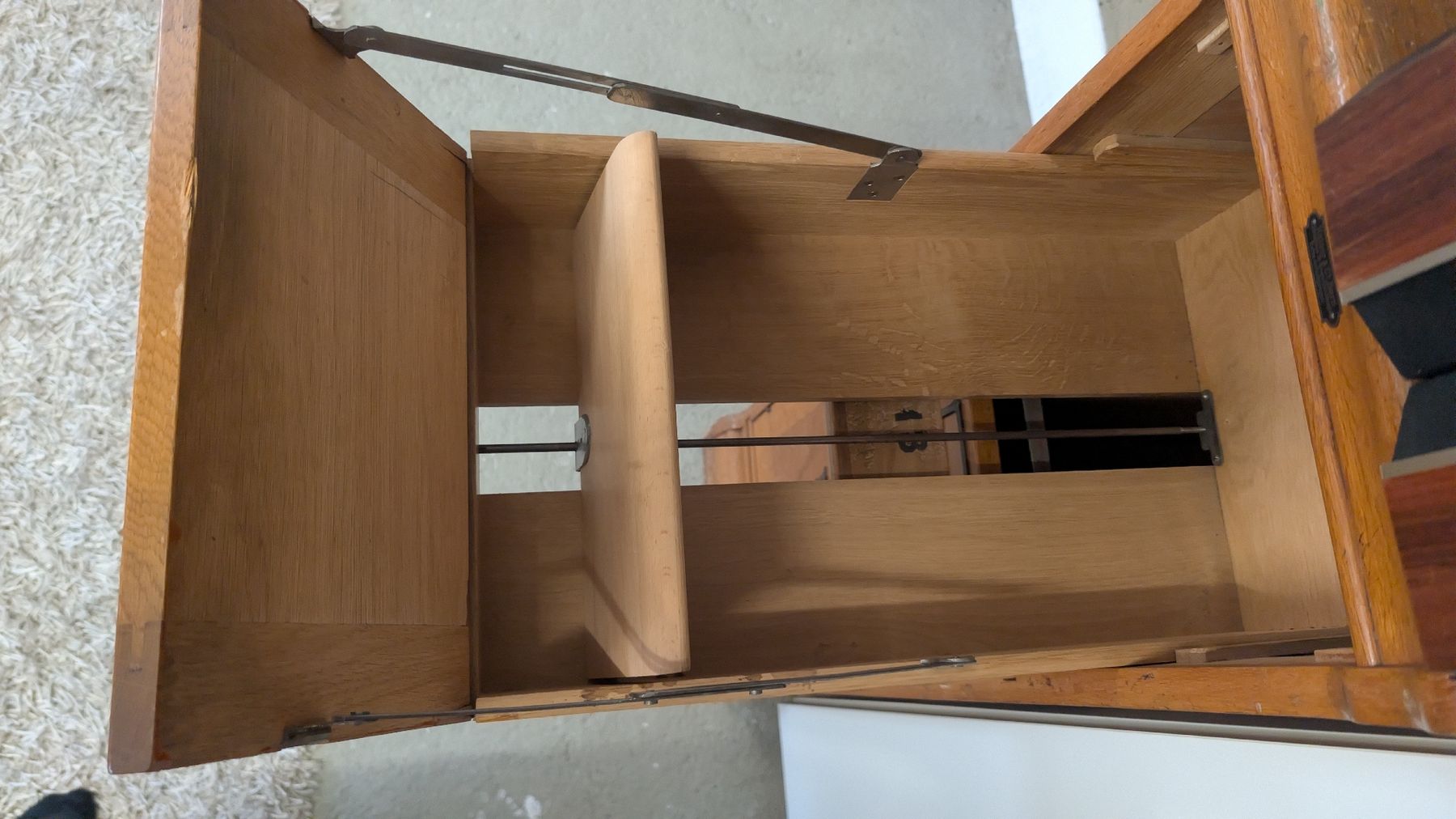 Armadi: Antiker Aktenschrank  – Usato da Erstfeld venduto da wip_n2bf 3
