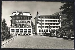 Lungern, Haus St. Josef mit Marienburg