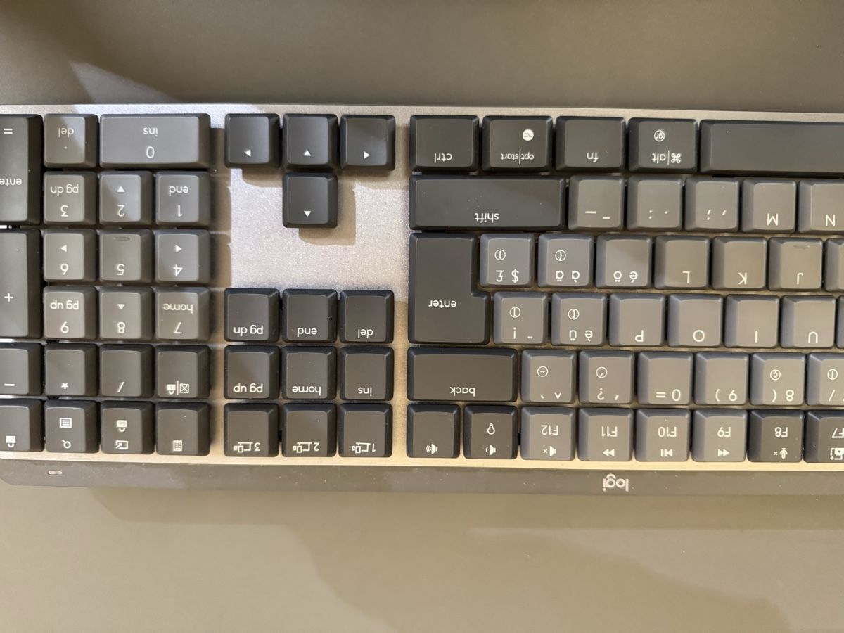 Logitech Claviers: Logitech MX Mechanical Tastatur NEU – Neuf (Voir description) à Trin Mulin par leea.c 2