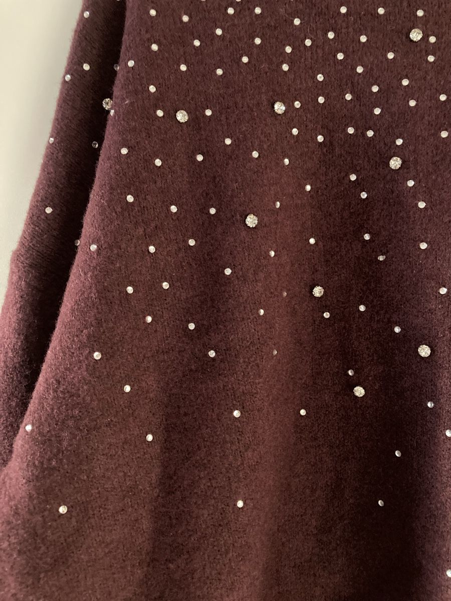 C&A Maglioni & Felpe: C&A Strickpullover, bordeaux, mit Strass, Grösse M – Usato da Zürich venduto da Timbera 1