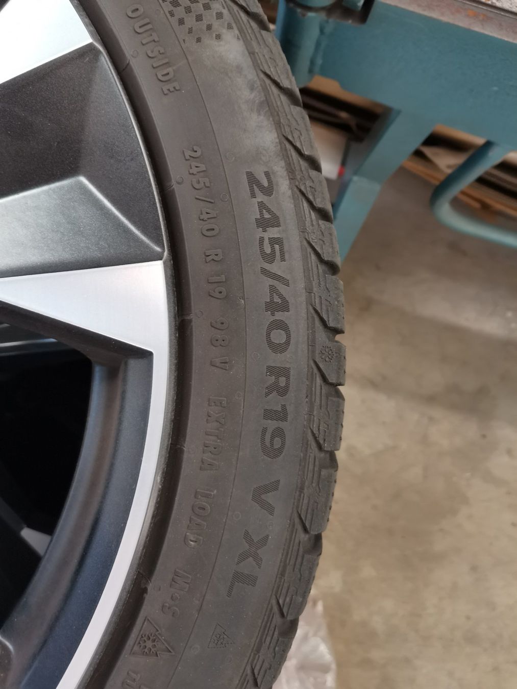 Seat Pneumatici & Ruote complete: Seat / Cupra Ateca Räder – Usato da Cham venduto da grepper13 5