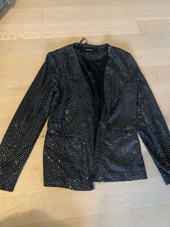 Vero Moda Blazer schwarz mit Pailletten guter Zustand