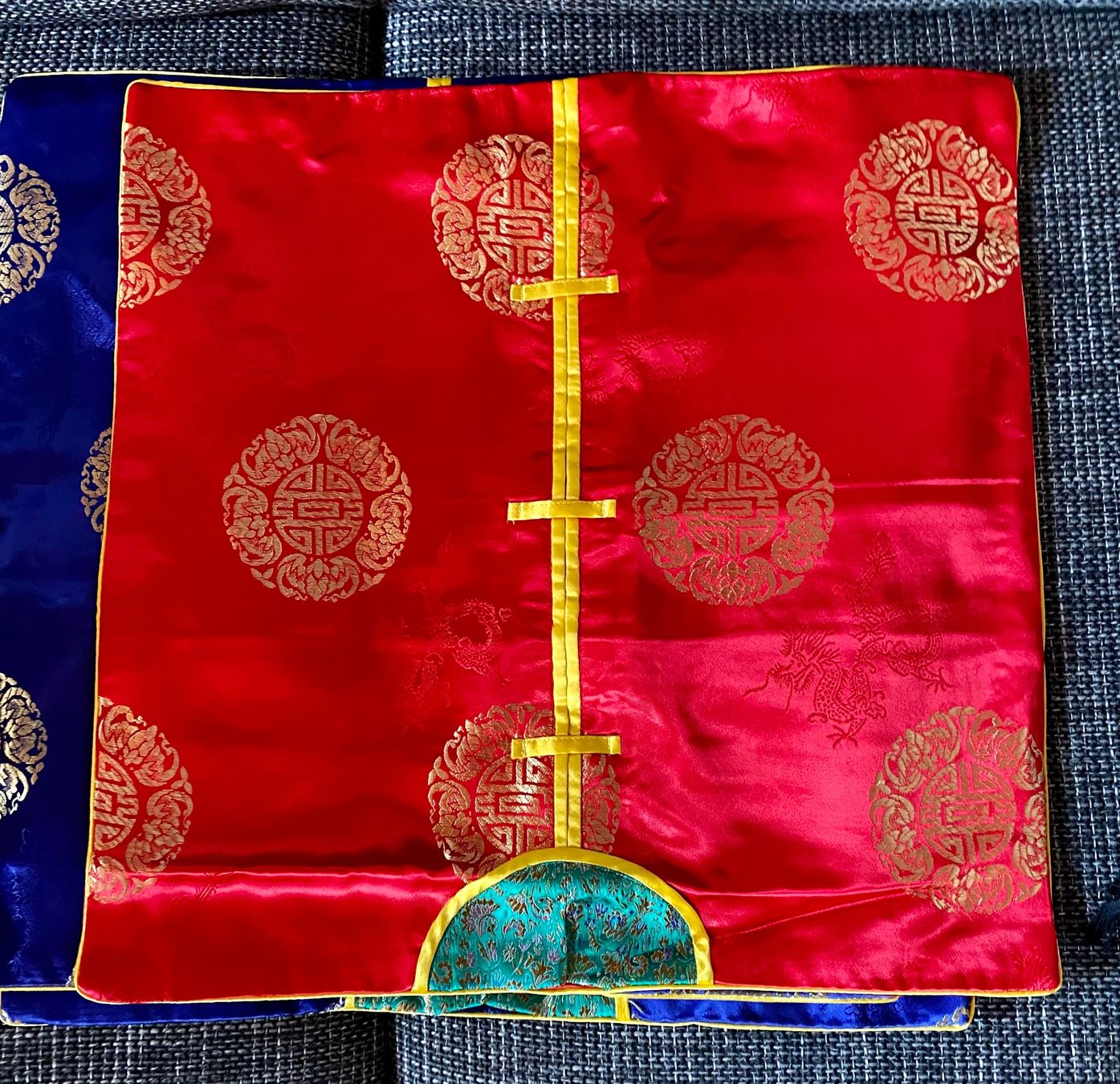 Cuscini: Fourres de coussin en pure soie – Nuovo e nell'imballaggio originale da Estavayer Le Lac venduto da sico1260 3