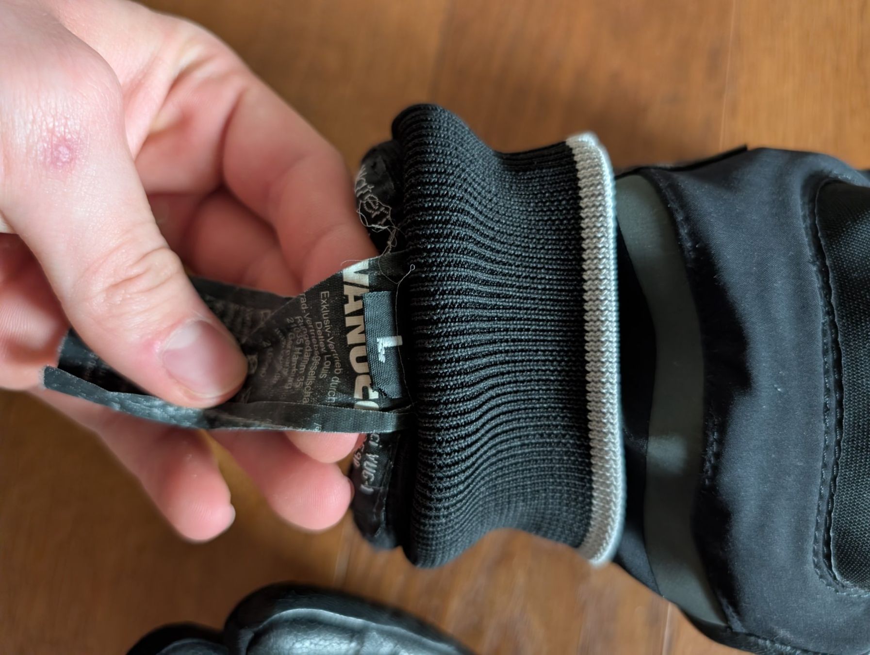 Handschuhe & Handstulpen: Motorradhandschuhe Wasserfest – Gebraucht aus Pfäffikon ZH von jan_7rtd 2