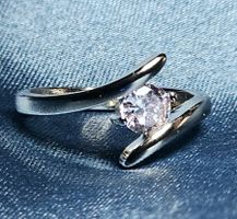 Offener Ring mit  Zirkonia, 925 versilbert, c.a. US7/CH54-US