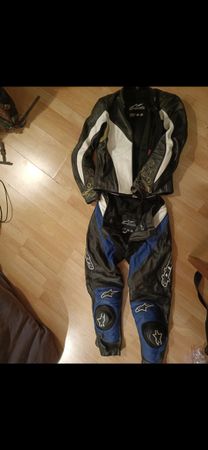 veste, pantalon et bottes moto femme alpinestar 
