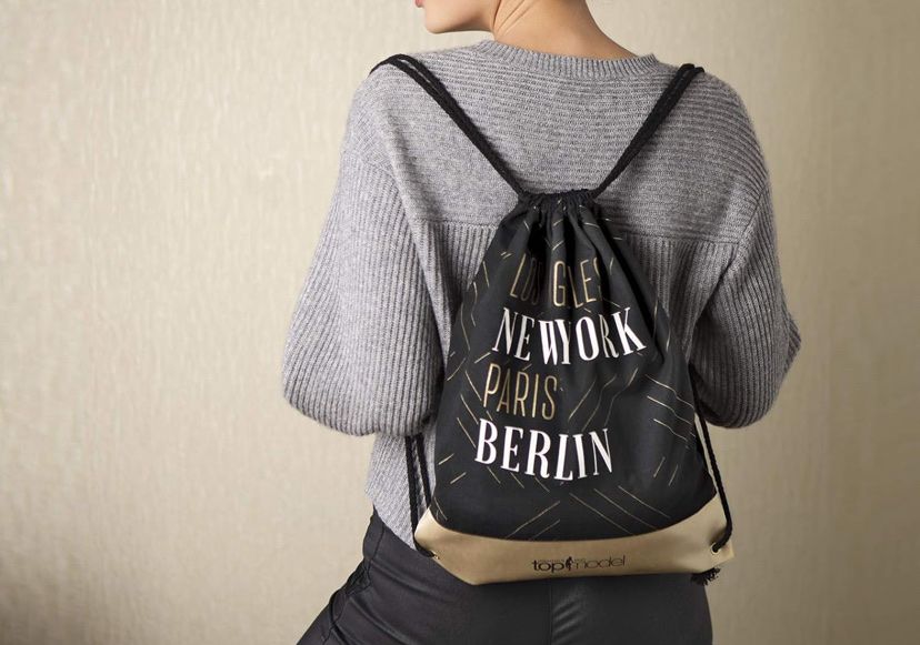 Borse da donna: GNTM Topmodel Turnbeutel schwarz gold – Nuovo e nell'imballaggio originale da Effingen venduto da Daizyy 2