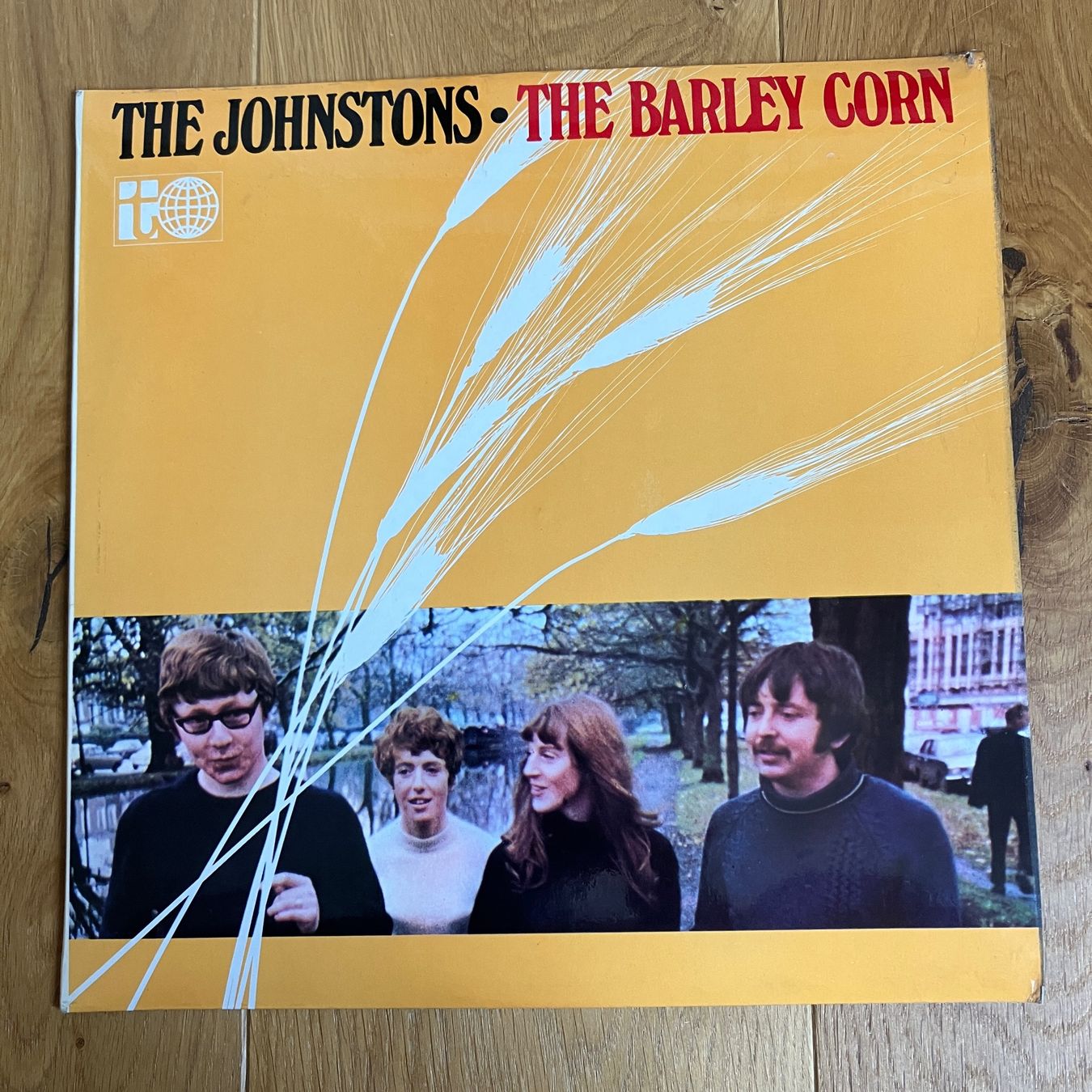 Schallplatten: The Johnstons – The Barley Corn – Gebraucht aus Altdorf UR von Metallic0