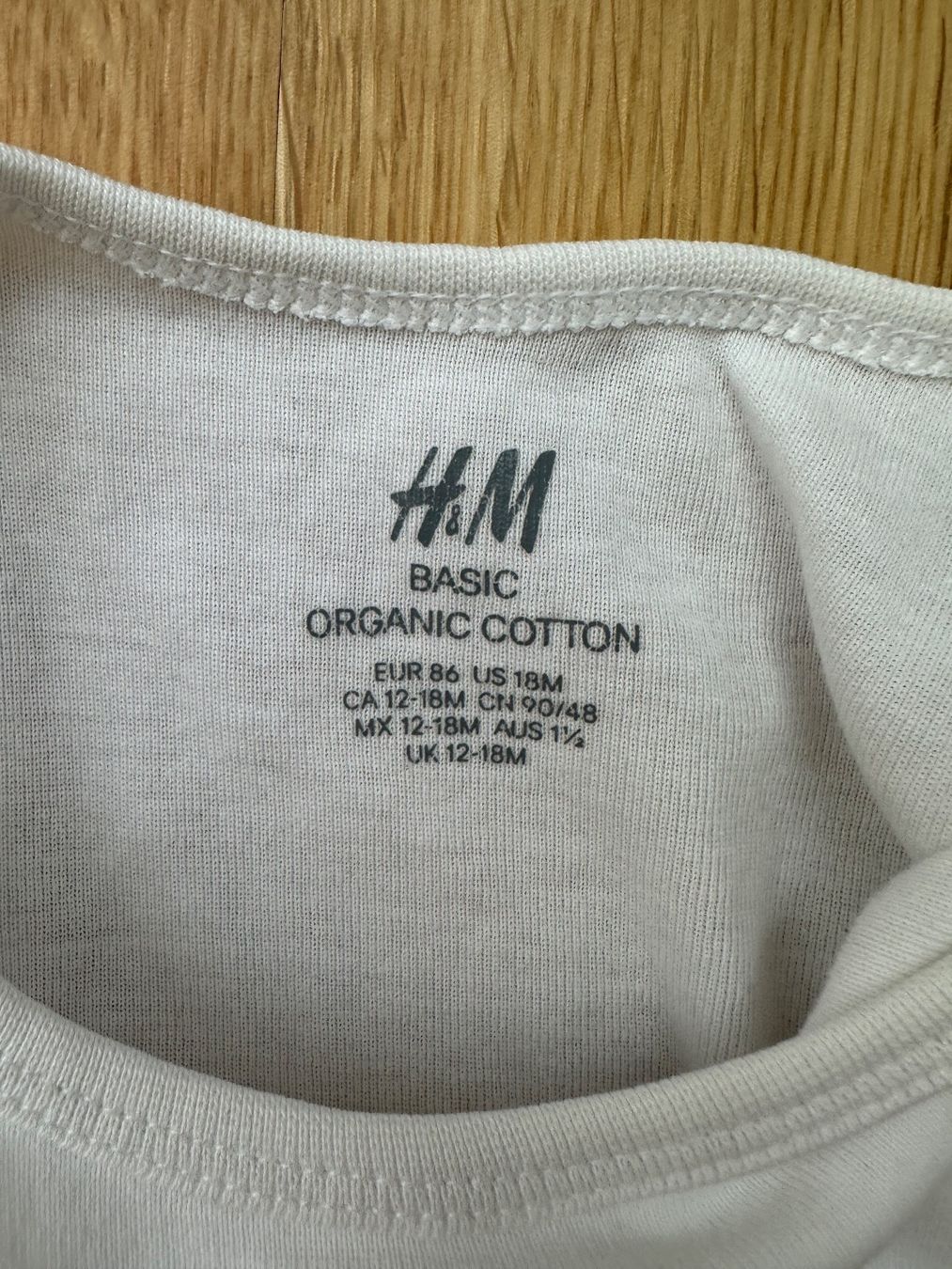 H&M Biancheria intima: Kurzarm-Body H&M Gr. 86 – Usato da Unterägeri venduto da StefanGekko 2